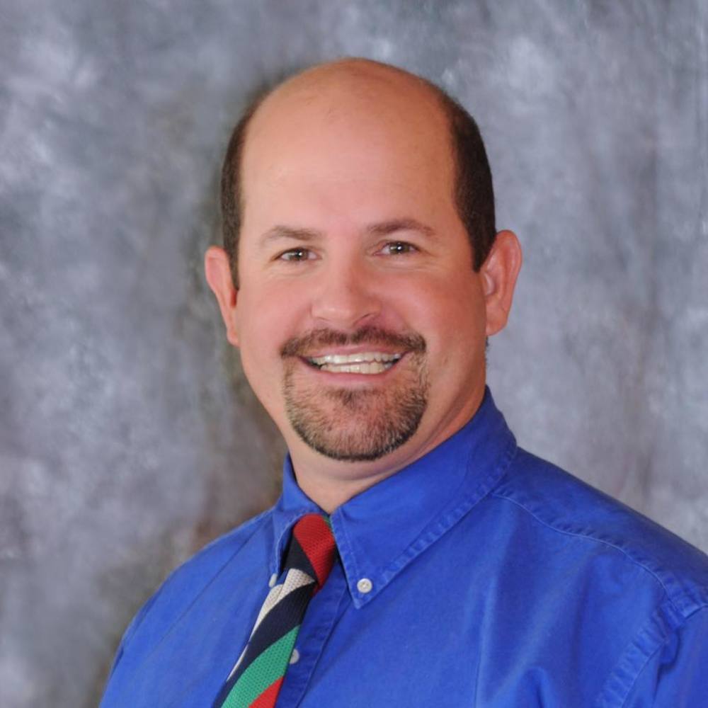 Meet your Posher, Dennis